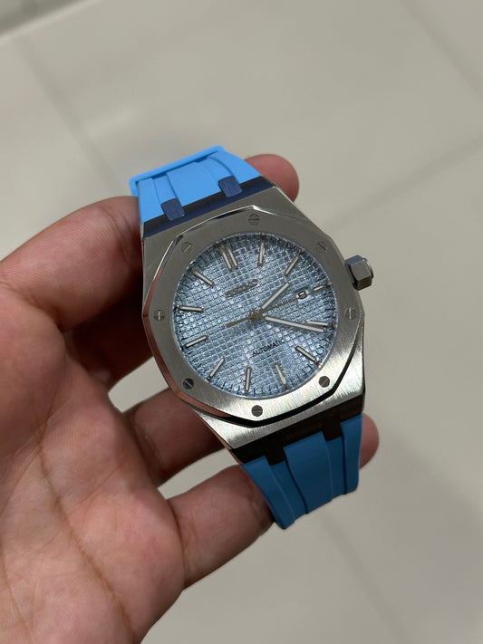 Royal Oak - Ice Blue